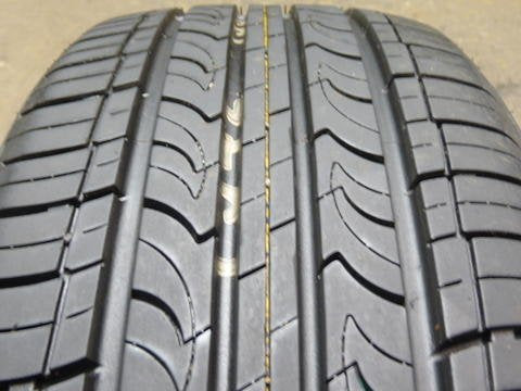 Nexen CP672 195/55R16 87V Tire - size: 195/55R16