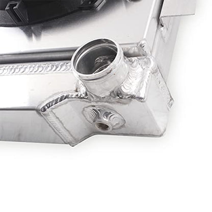 3 Rows Aluminum Radiator With Fan Shroud for 1972-1986 Je ep CJ - size: 3 ROW with FAN SHROUD（Che vy engines）
