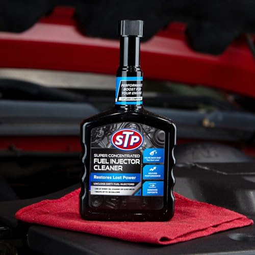 STP Super Concentrated Fuel Injector Cleaner, Injector Cleaner Unclogs Dirty Fuel Injectors and Restores Lost Power, 12 Oz