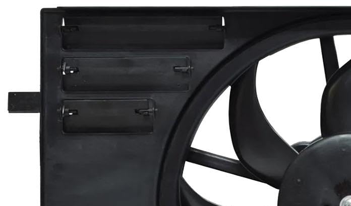 Replacement Condenser Radiator Fan For 15-18 Jeep Renegade 2.4L FI3115102