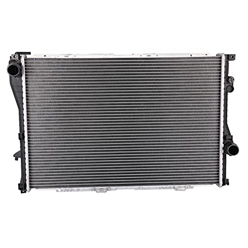 AutoParts Radiator Fit for BMW 525i 528i 530i 540i 545i - style: RAD:2284