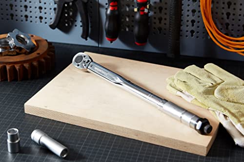 Amazon Basics 3/8-inch Drive Click Torque Wrench Ratchet, 15-80 ft.-lb, 20.4-108.5 Nm - size: 3/8-Inch, style: 15-80 ft.-lb