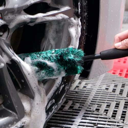 oesee Professional 4 Pack Long Handle Wheel Brush Kit for Cleaning Wheel and Tire- 2X Soft Wheel Cleaning Brush, Detailing Brush and Stiff Tire Brush, Bendable& Durable Wheel Rim Cleaner Brush Set - color: Green/Black, size: 4-Pack