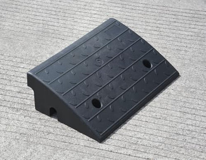 2 Pack 6" inch Rise Driveway Curb Ramps, 17"(L) x 13.4"(W) x 6"(H) Loading Ramps for Car, Pickup, Motorcycle, Truck, Heavy-Duty Rubber Kerb Ramps 6000 LBS Load Capacity (6" Rise - 2Pack) - size: 6" Rise - 2Pack
