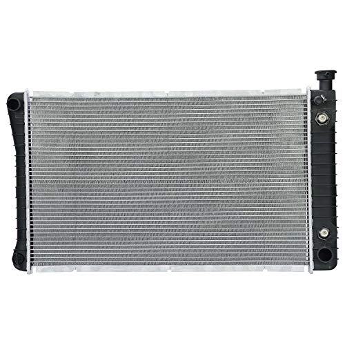 Rayten Radiator Compatible with Chevrolet/GMC C1500 C2500 K1500 K2500/Suburban/C3500/C3500HD/K3500/P30/R1500 R2500 Suburban/R3500/Suburban 1500/V1500 V2500 Suburban/V3500 & GMC P3500/R2500/R3500/V3500 - size: RAD:618