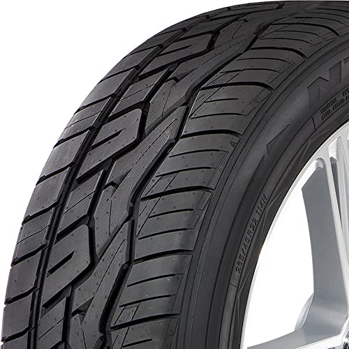 Nitto LT305/55R20 125/122S F/12 NT420V BW