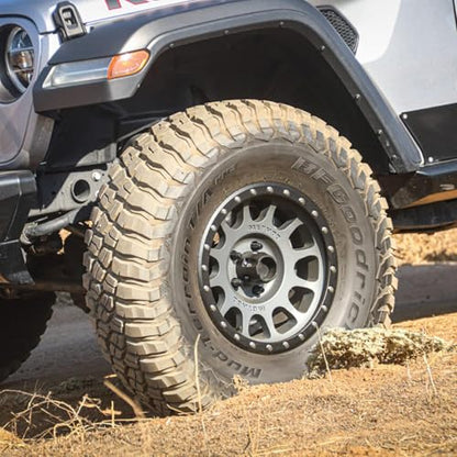 BFGoodrich Mud-Terrain T/A KM3 Radial Tire-LT295/55R20/E 123/120Q 123Q - size: LT295/55R20/E 123/120Q