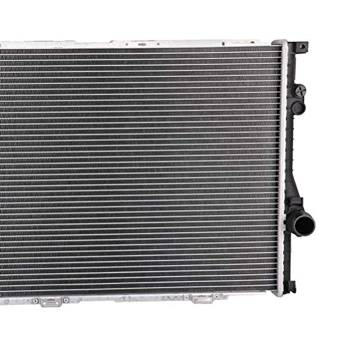 AutoParts Radiator Fit for BMW 525i 528i 530i 540i 545i - style: RAD:2284