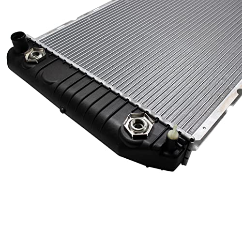 TRQ Radiator 34 Inch Core with Engine Oil Cooler - style: RDA82611
