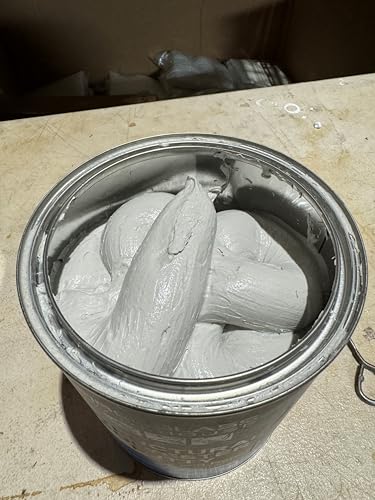 Structural Polyester Putty for Bonding and Repair - Filled with Fiberglass Fibers for Extra Strength. Patching, Filling or Bonding for Automotive and Marine Appliciations. (Quart) - size: Quart