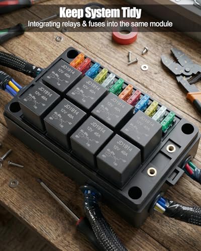 12 Volt Fuse Relay Box Fit for Car Trucks Boats RV Cars and Ships with 8 5-Pin Relays and 12 Fuses