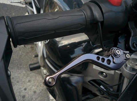 CNC Brake Clutch Levers Compatible with GROM MSX125 CBR300R CB300F CB300 CB300R CB300FA 2014-2020, CBR250R 2011-2013, CB400F CB400R 2013-15, CBR500R CB500F CB500X 2013-2020, CB125/F/R 2019-2020 - color: Red Lever with Black Adjuster