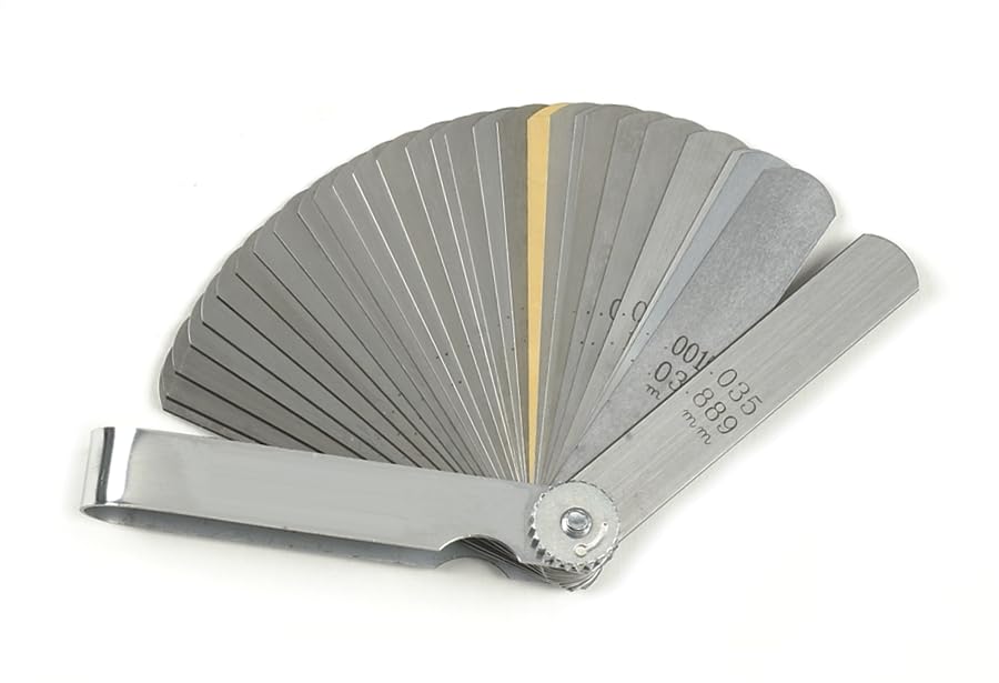 GEARWRENCH 32 Blade Deluxe SAE/Metric Feeler Gauge | 161D