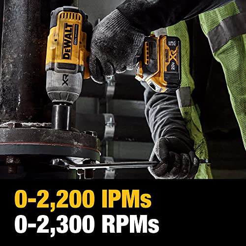 DEWALT DCF900P1R 20V MAX XR 1/2 in. Cordless Impact Wrench Kit (Renewed)
