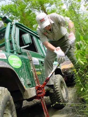 Hi-Lift Jack 60" All-Cast Jack HL-605 - size: 60 inches